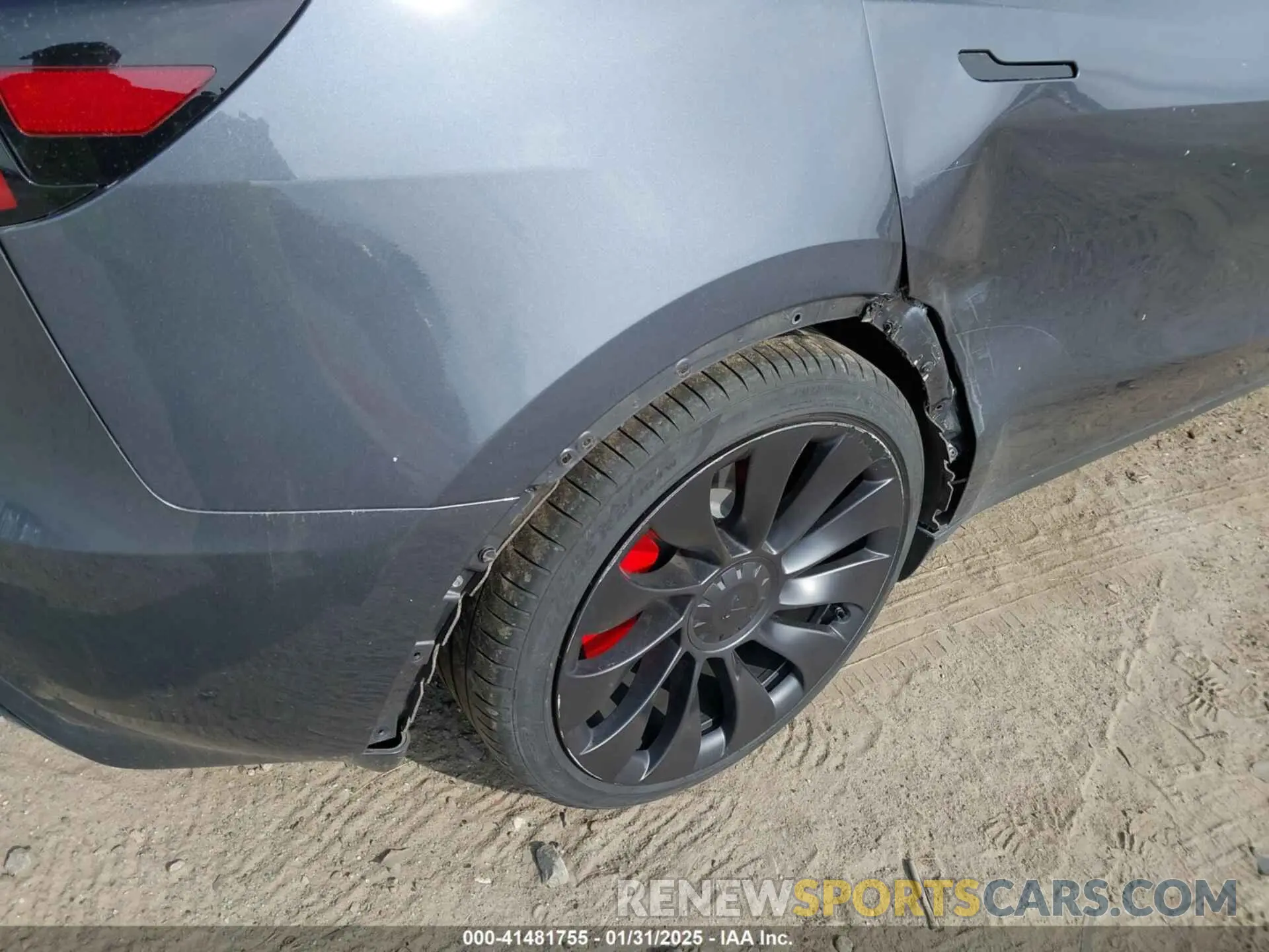 20 Photograph of a damaged car 7SAYGDEF9PF761238 TESLA MODEL Y 2023