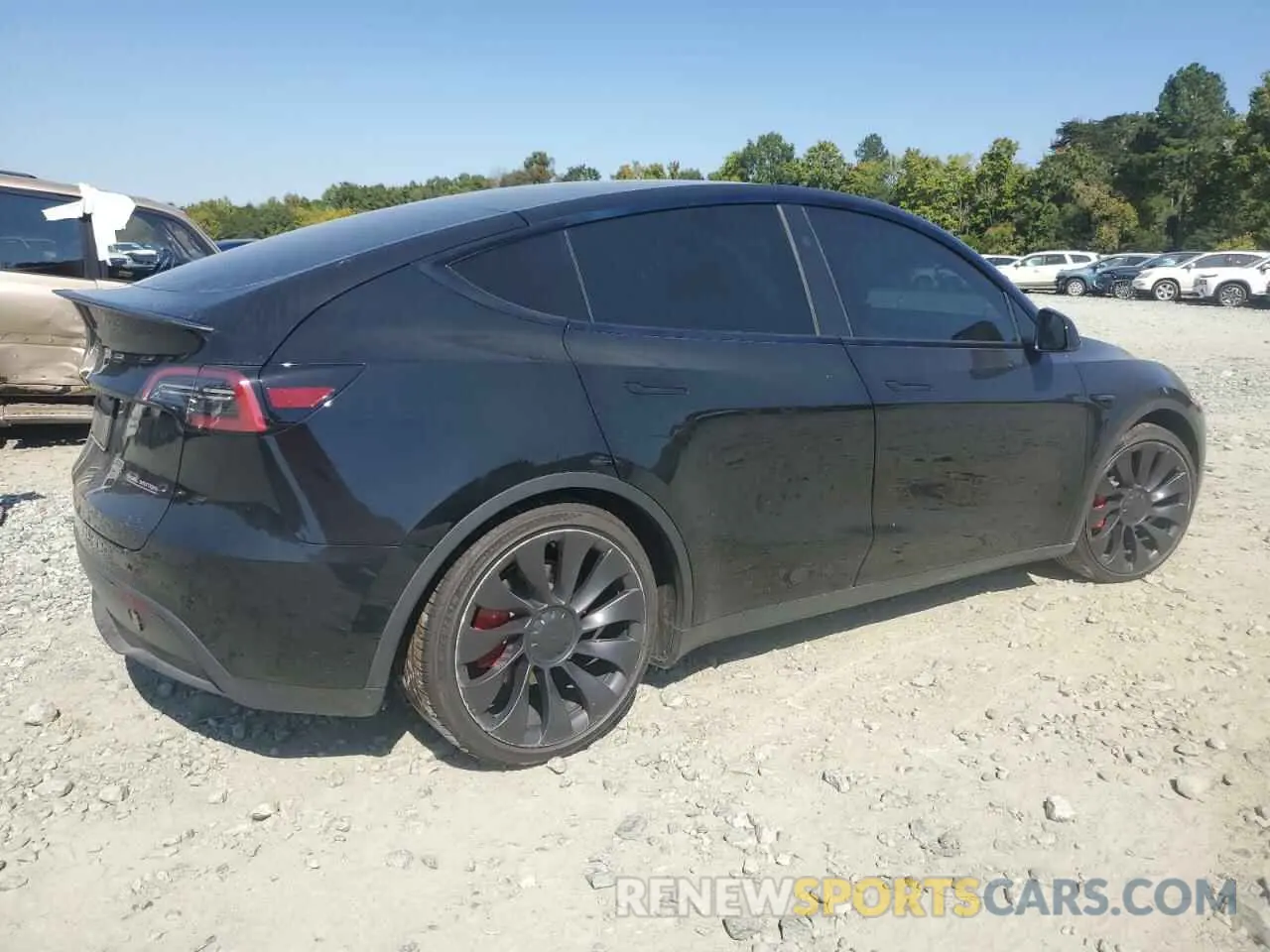 3 Photograph of a damaged car 7SAYGDEF9PF916094 TESLA MODEL Y 2023
