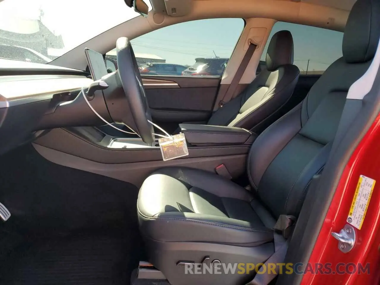 7 Photograph of a damaged car 7SAYGDEF9PF920016 TESLA MODEL Y 2023