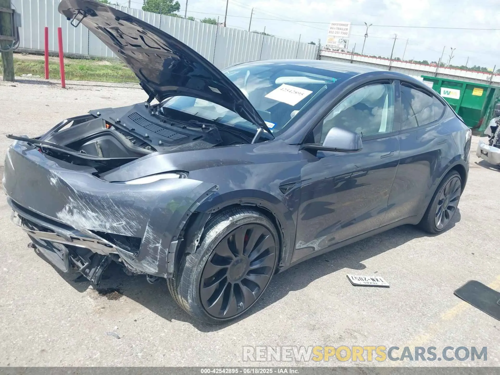 2 Photograph of a damaged car 7SAYGDEF9PF940492 TESLA MODEL Y 2023