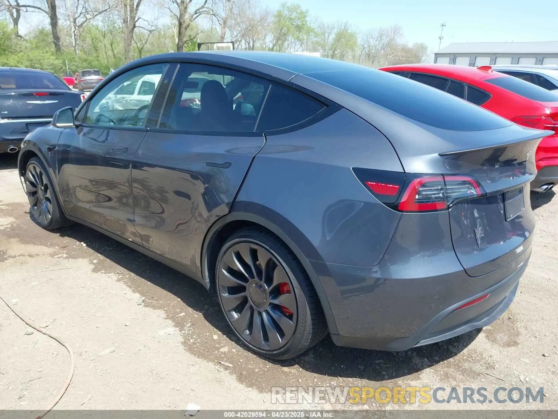 3 Фотография поврежденного автомобиля 7SAYGDEF9PF972200 TESLA MODEL Y 2023