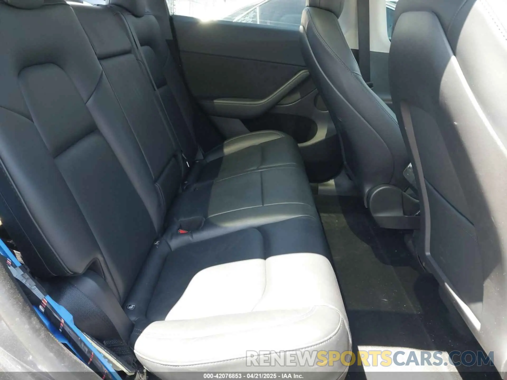 8 Фотография поврежденного автомобиля 7SAYGDEFXPF618668 TESLA MODEL Y 2023