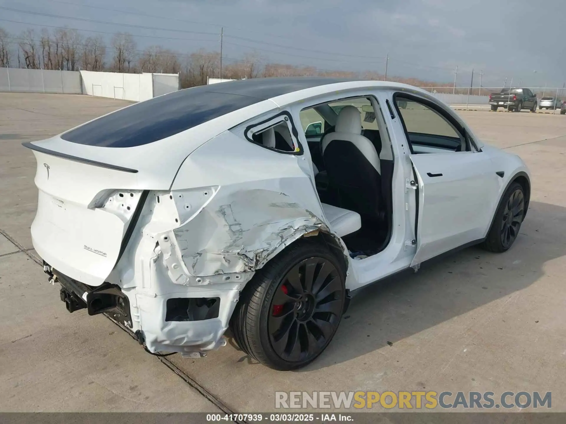6 Фотография поврежденного автомобиля 7SAYGDEFXPF661889 TESLA MODEL Y 2023