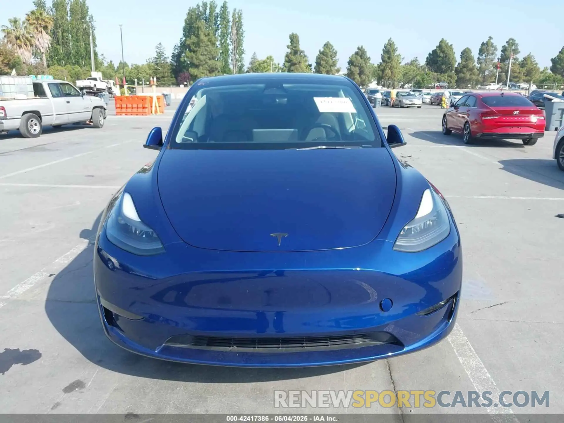 12 Photograph of a damaged car 7SAYGDEFXPF712033 TESLA MODEL Y 2023