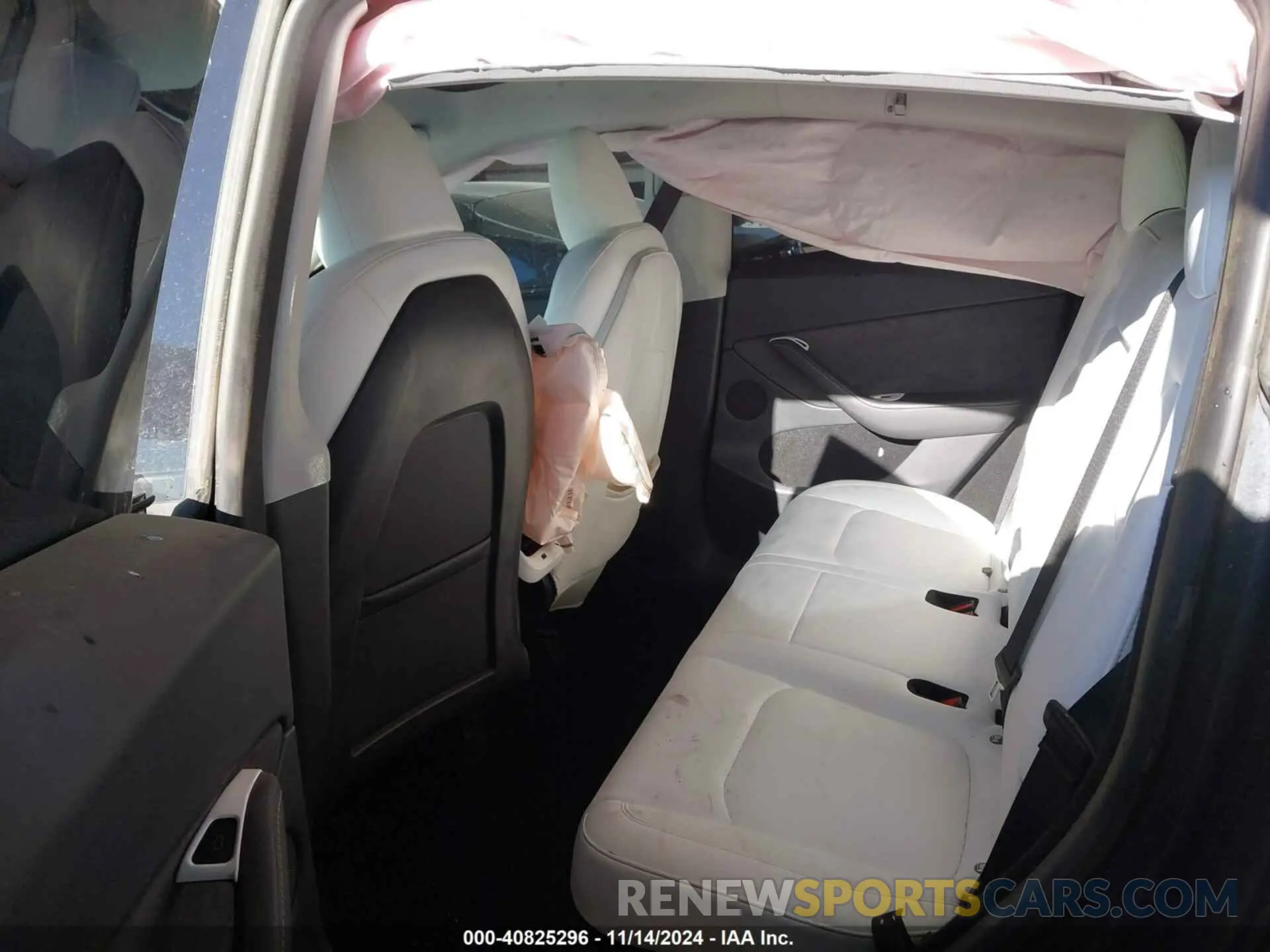8 Photograph of a damaged car 7SAYGDEFXPF749468 TESLA MODEL Y 2023