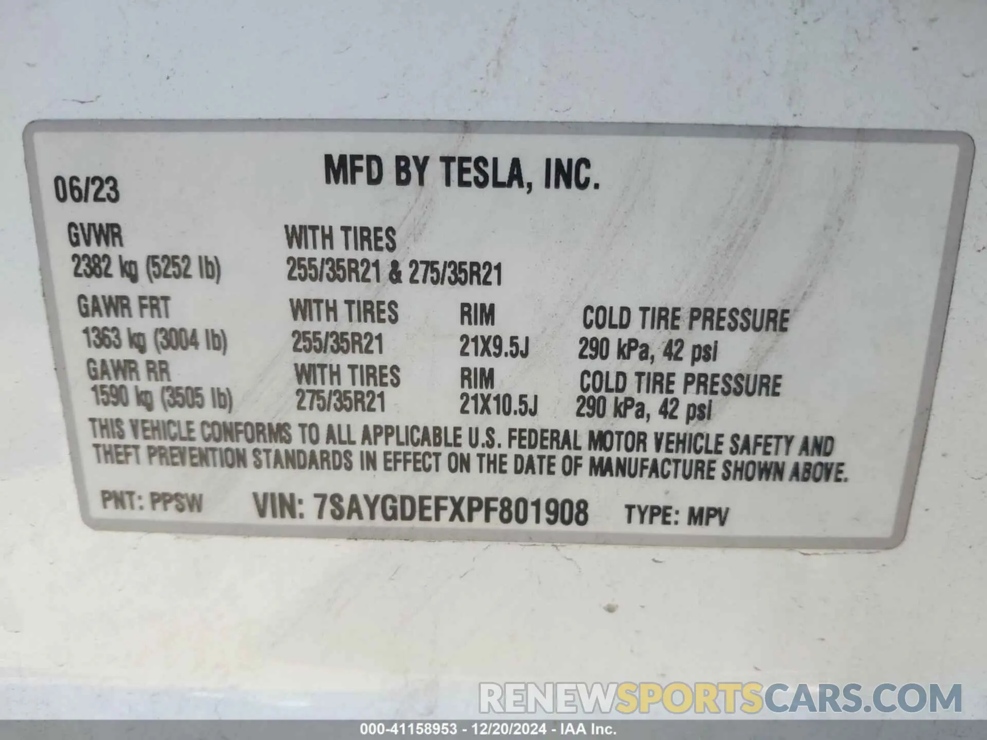9 Photograph of a damaged car 7SAYGDEFXPF801908 TESLA MODEL Y 2023