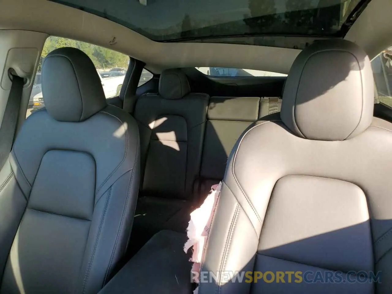 10 Photograph of a damaged car 7SAYGDEFXPF917321 TESLA MODEL Y 2023