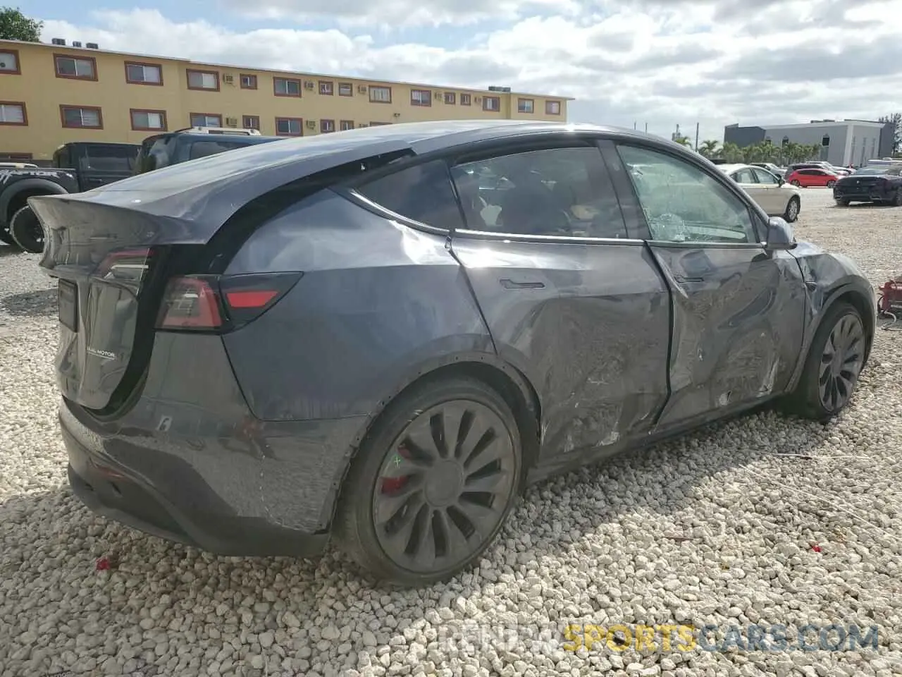 3 Photograph of a damaged car 7SAYGDEFXPF967443 TESLA MODEL Y 2023