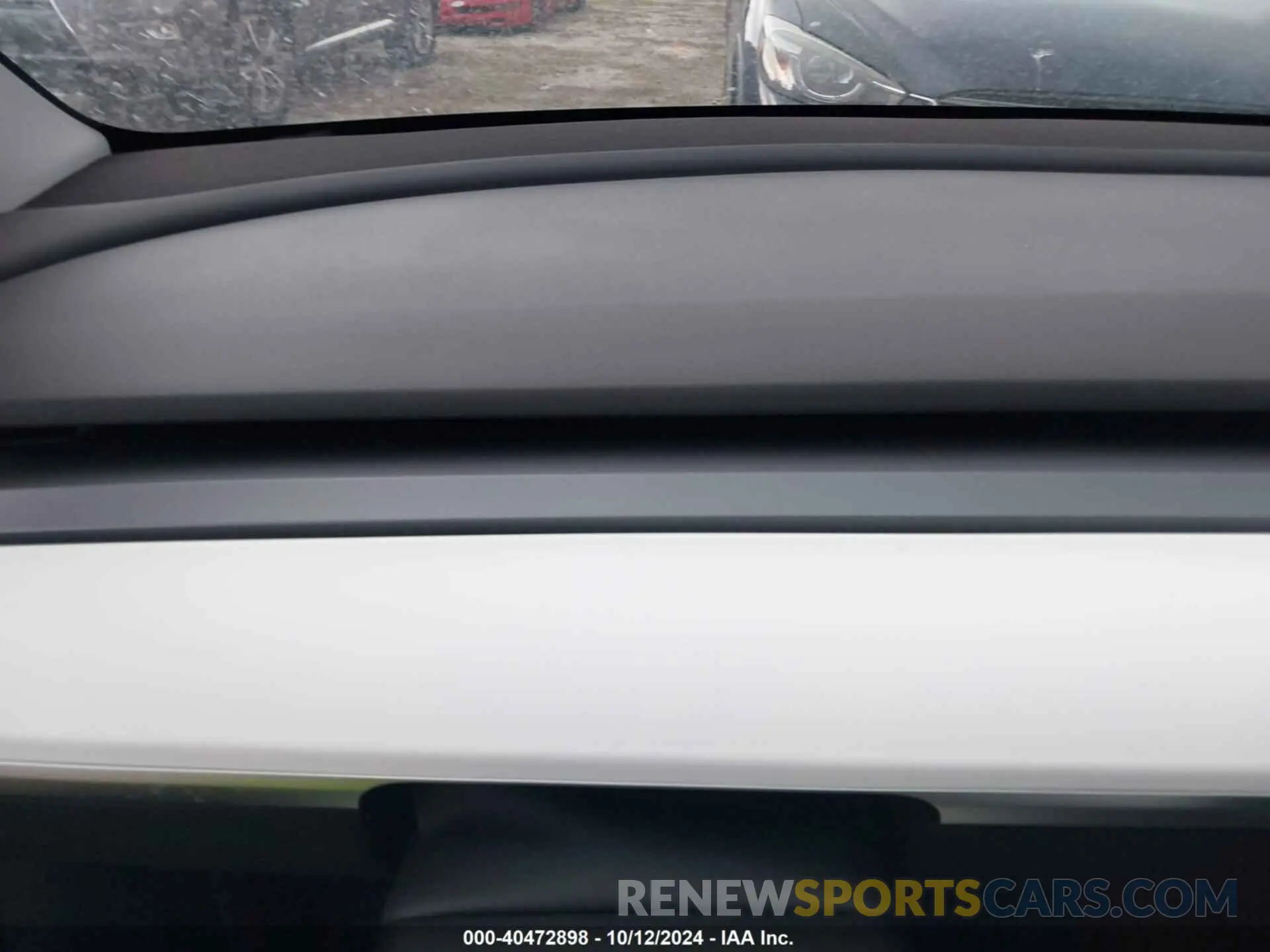 14 Photograph of a damaged car 7SAYGDEFXPF978345 TESLA MODEL Y 2023
