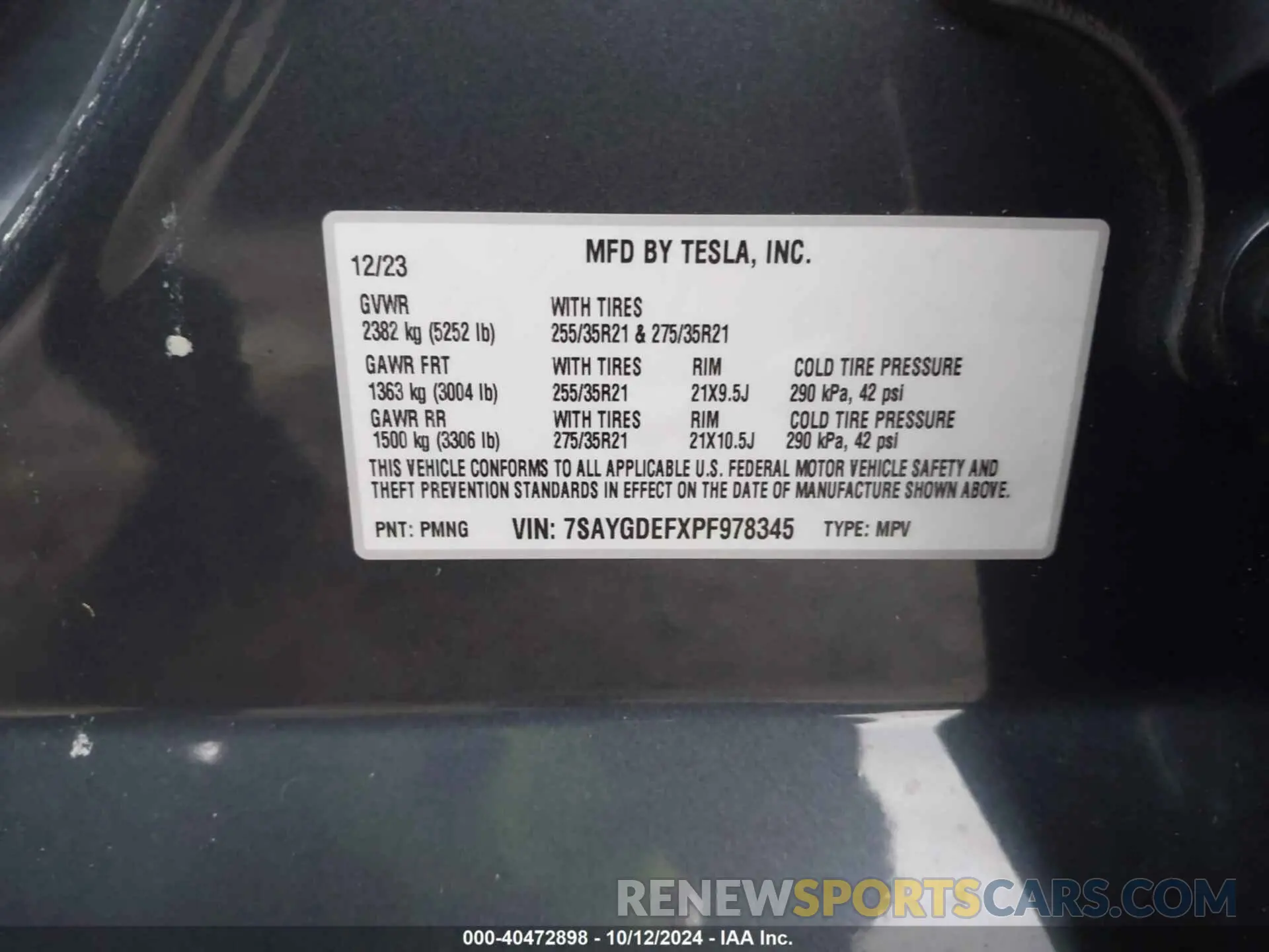 9 Photograph of a damaged car 7SAYGDEFXPF978345 TESLA MODEL Y 2023