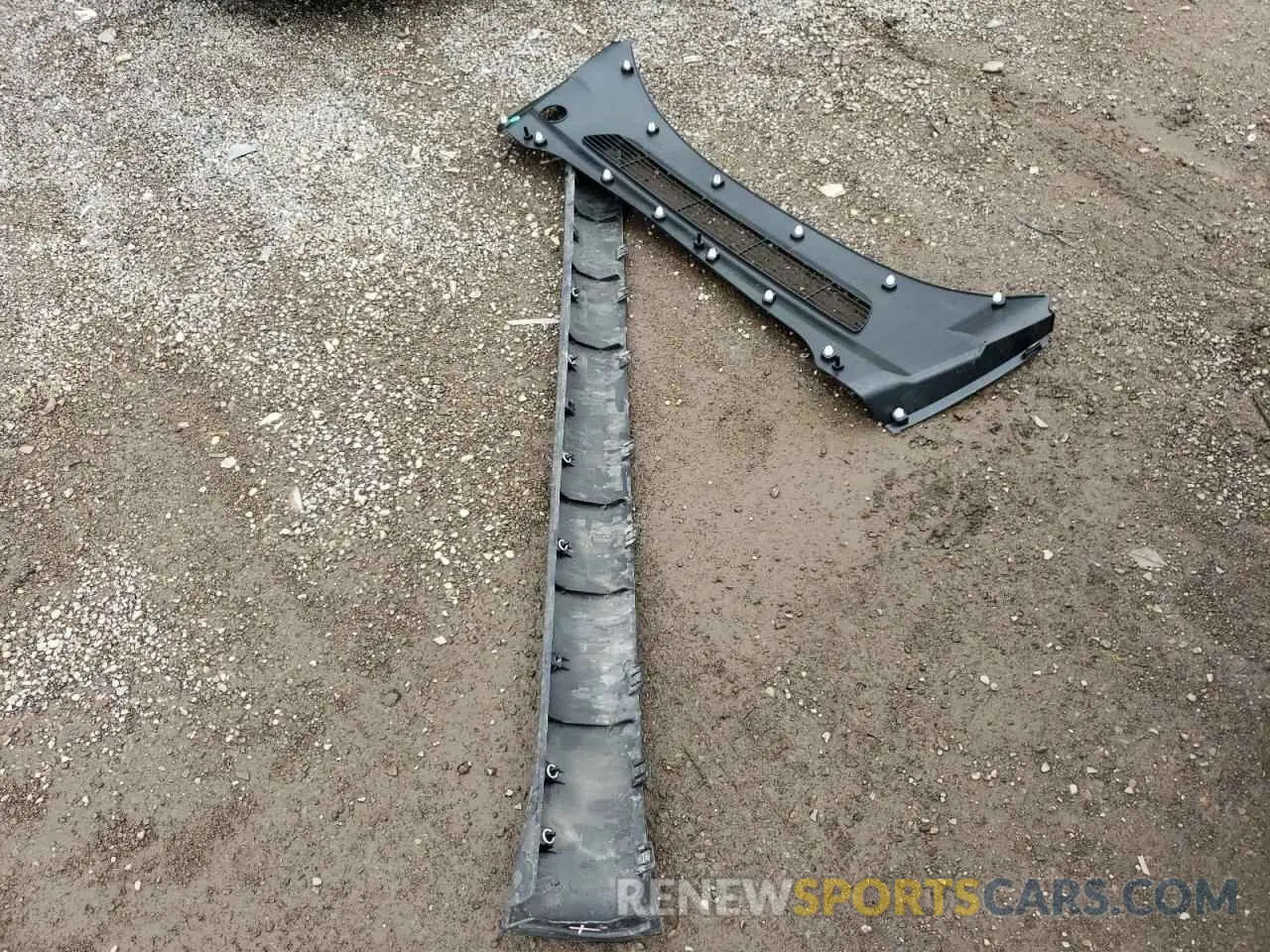 13 Photograph of a damaged car LRWYGDFD4PC929579 TESLA MODEL Y 2023