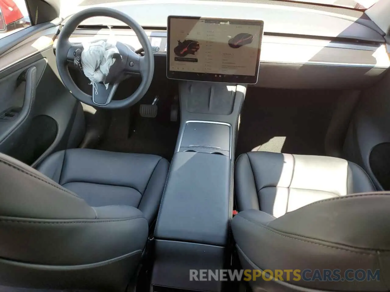 8 Photograph of a damaged car 7SAYGAEE0RF016323 TESLA MODEL Y 2024