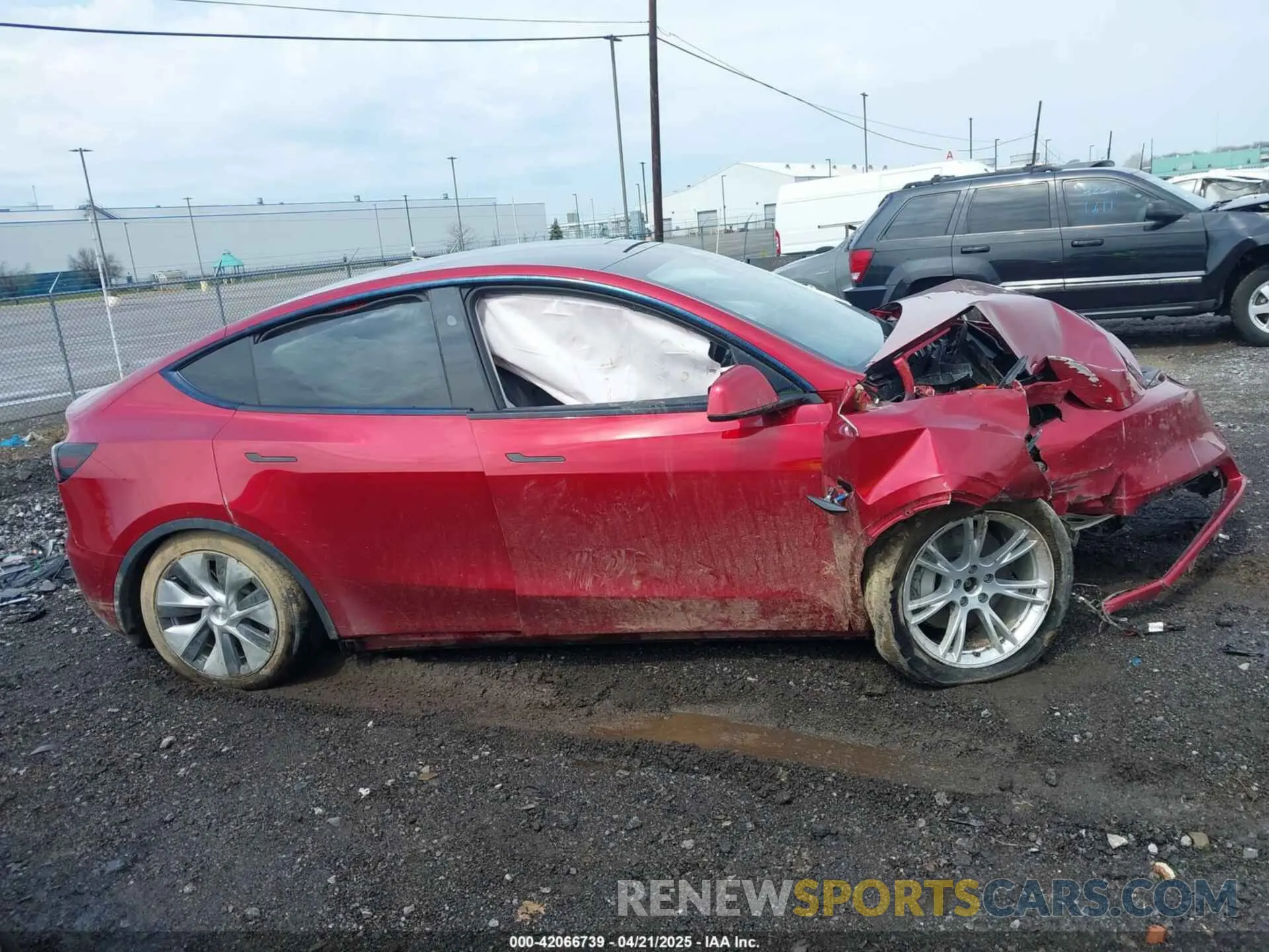 12 Фотография поврежденного автомобиля 7SAYGAEE0RF022221 TESLA MODEL Y 2024