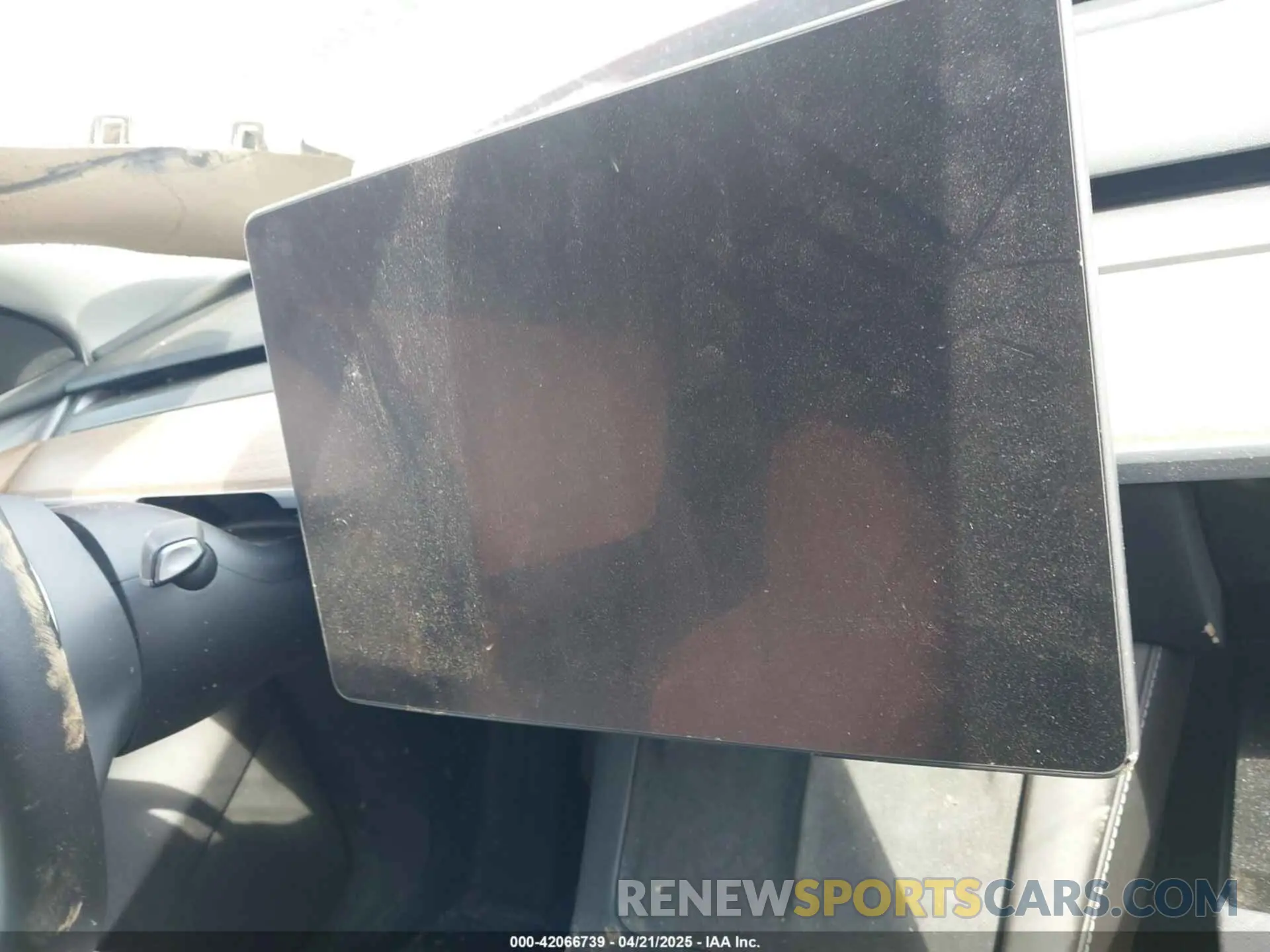 17 Фотография поврежденного автомобиля 7SAYGAEE0RF022221 TESLA MODEL Y 2024