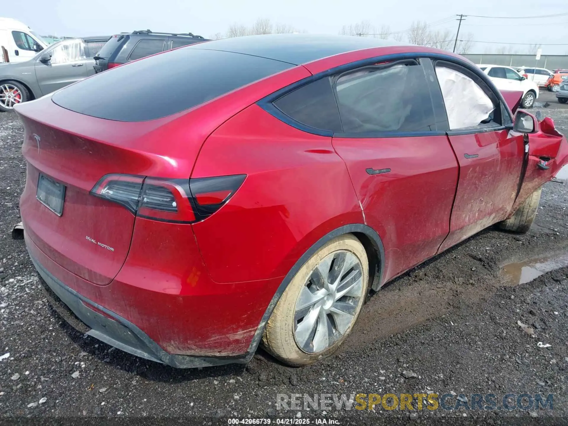 4 Фотография поврежденного автомобиля 7SAYGAEE0RF022221 TESLA MODEL Y 2024