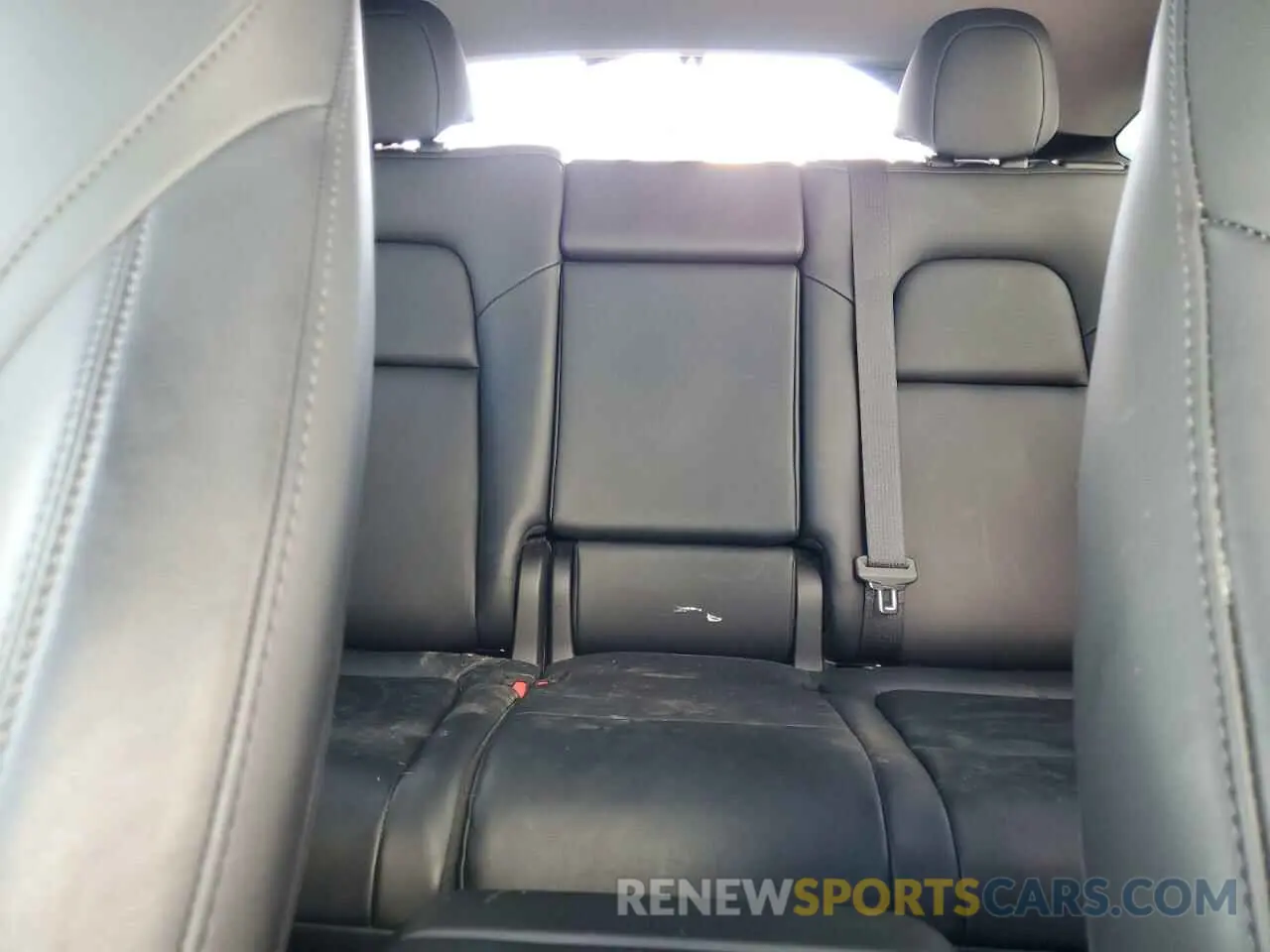10 Photograph of a damaged car 7SAYGAEE0RF062945 TESLA MODEL Y 2024