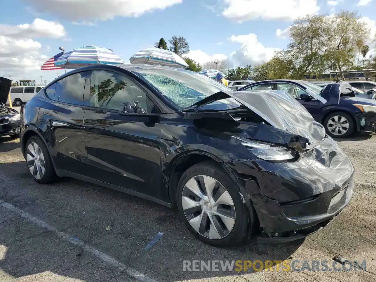 4 Photograph of a damaged car 7SAYGAEE0RF062945 TESLA MODEL Y 2024