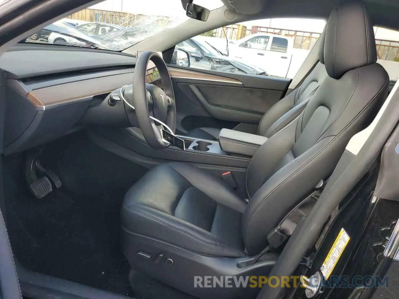 7 Photograph of a damaged car 7SAYGAEE0RF062945 TESLA MODEL Y 2024