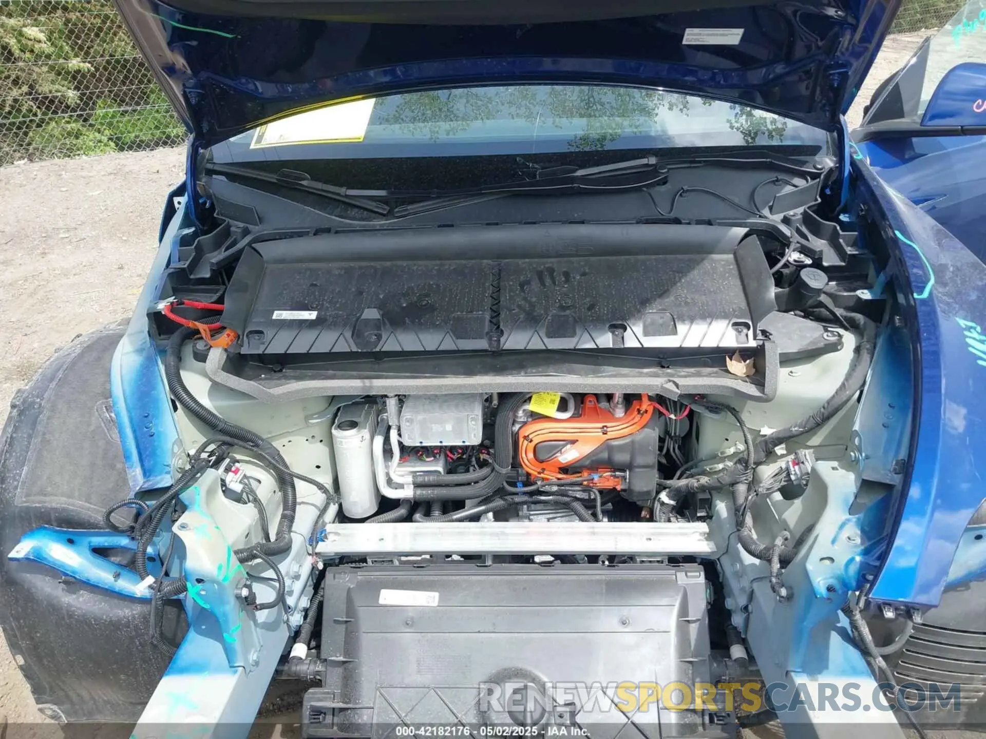 10 Photograph of a damaged car 7SAYGAEE0RF212018 TESLA MODEL Y 2024