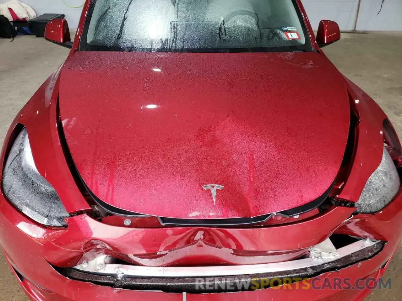 11 Photograph of a damaged car 7SAYGAEE2RF121249 TESLA MODEL Y 2024