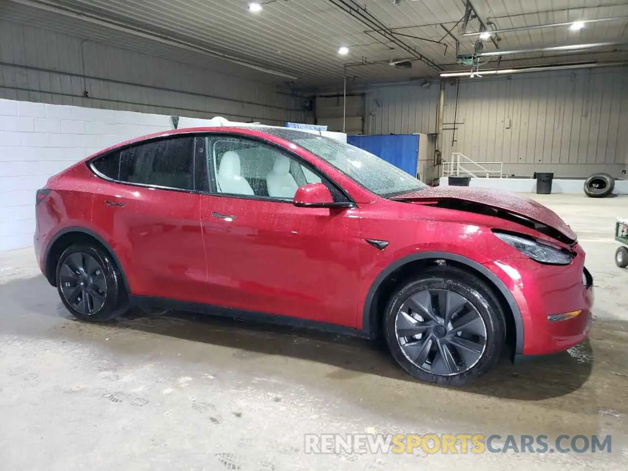 4 Photograph of a damaged car 7SAYGAEE2RF121249 TESLA MODEL Y 2024