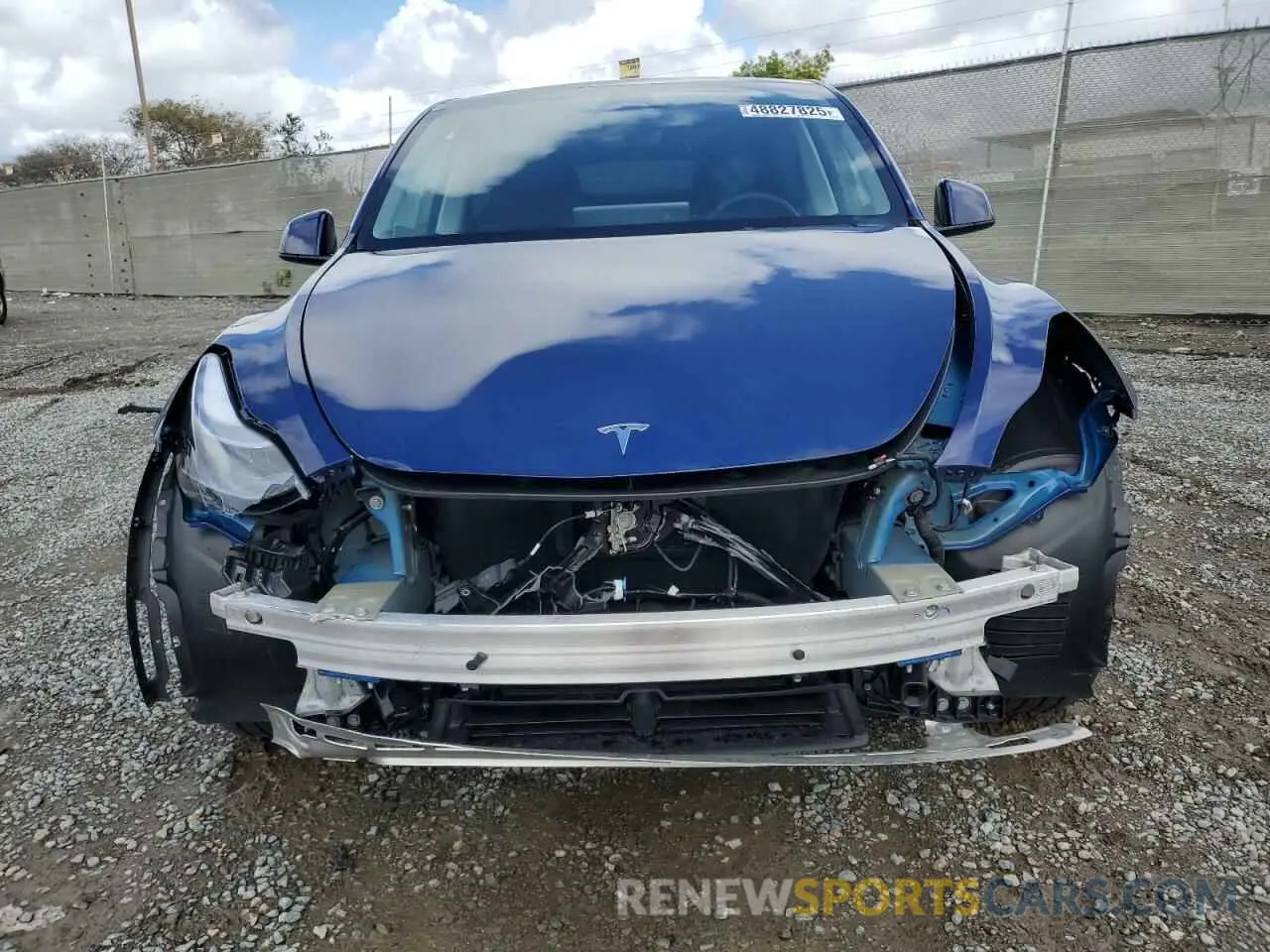 5 Photograph of a damaged car 7SAYGAEE2RF170161 TESLA MODEL Y 2024