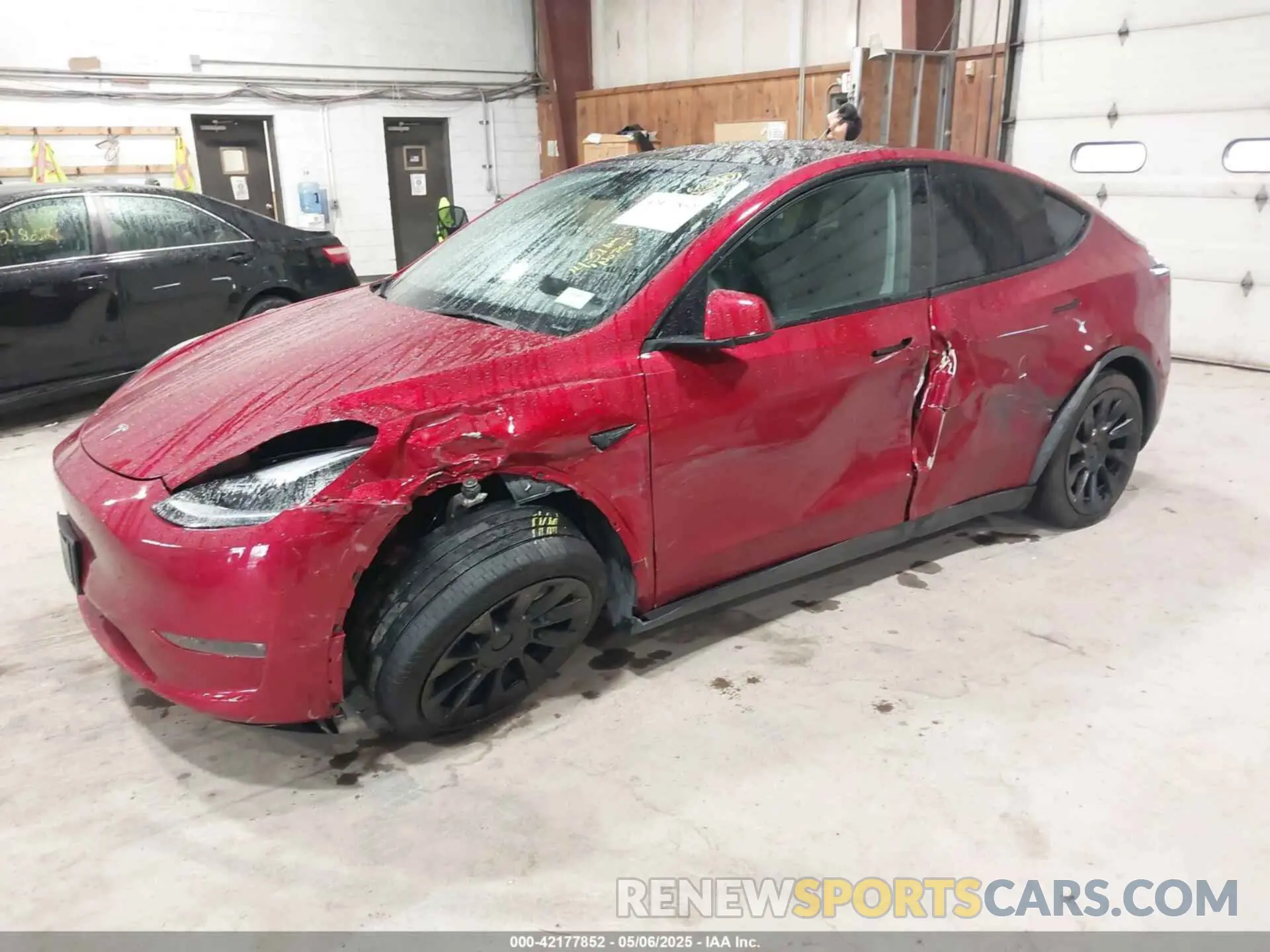 2 Photograph of a damaged car 7SAYGAEE2RF986206 TESLA MODEL Y 2024