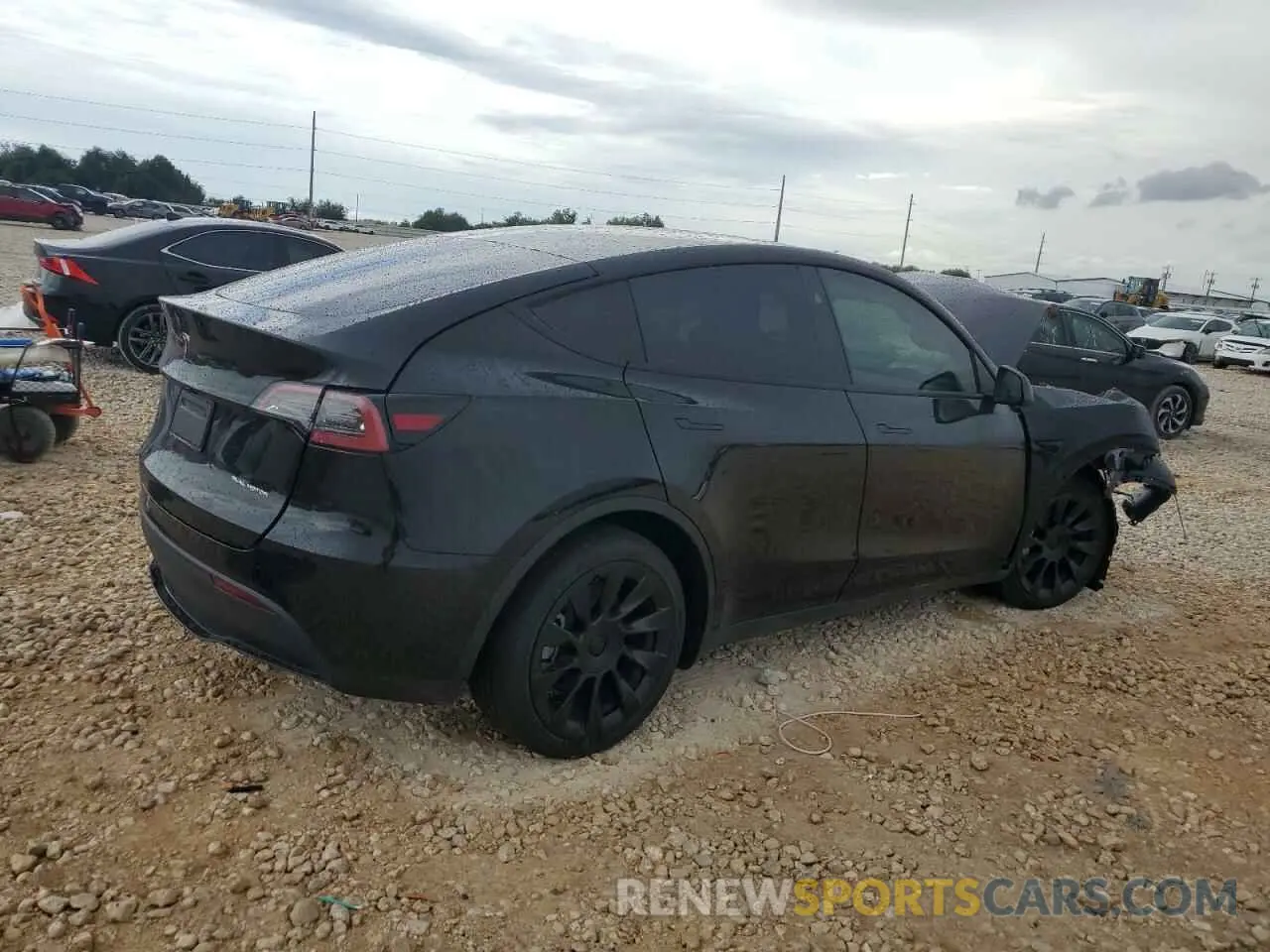3 Photograph of a damaged car 7SAYGAEE4RF064035 TESLA MODEL Y 2024
