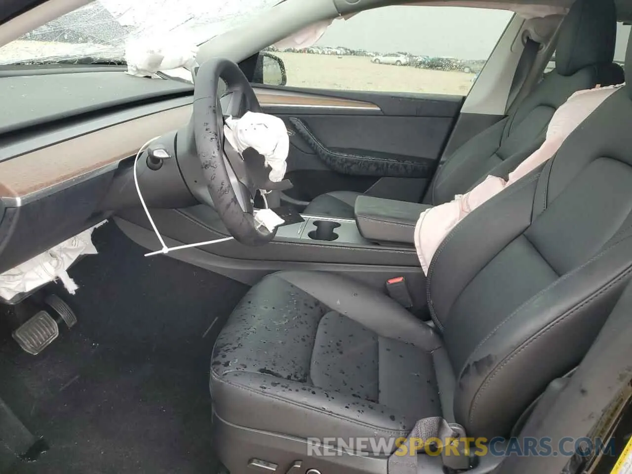 7 Photograph of a damaged car 7SAYGAEE4RF064035 TESLA MODEL Y 2024