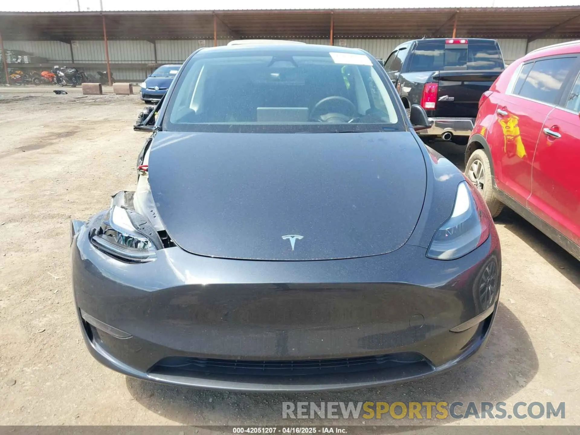 12 Photograph of a damaged car 7SAYGAEE4RF078906 TESLA MODEL Y 2024