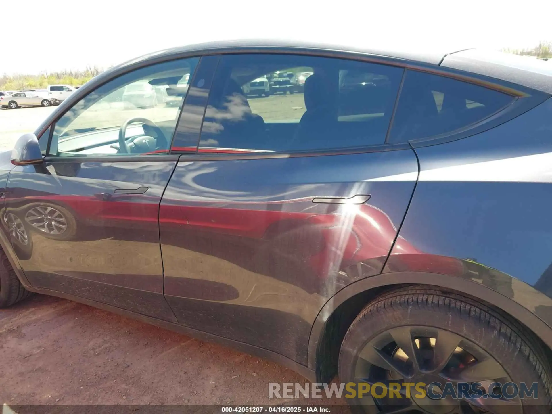 14 Photograph of a damaged car 7SAYGAEE4RF078906 TESLA MODEL Y 2024