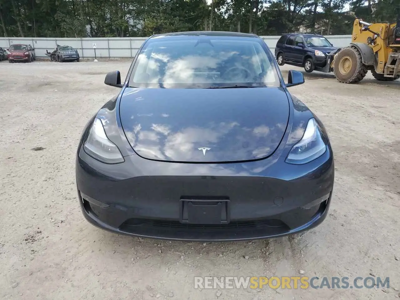 5 Photograph of a damaged car 7SAYGAEE4RF086536 TESLA MODEL Y 2024