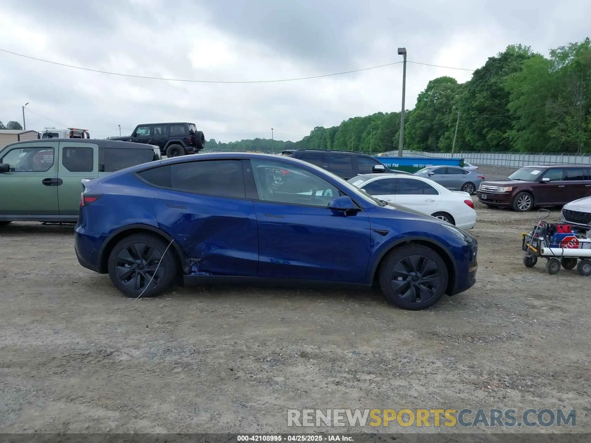 13 Фотография поврежденного автомобиля 7SAYGAEE4RF161266 TESLA MODEL Y 2024
