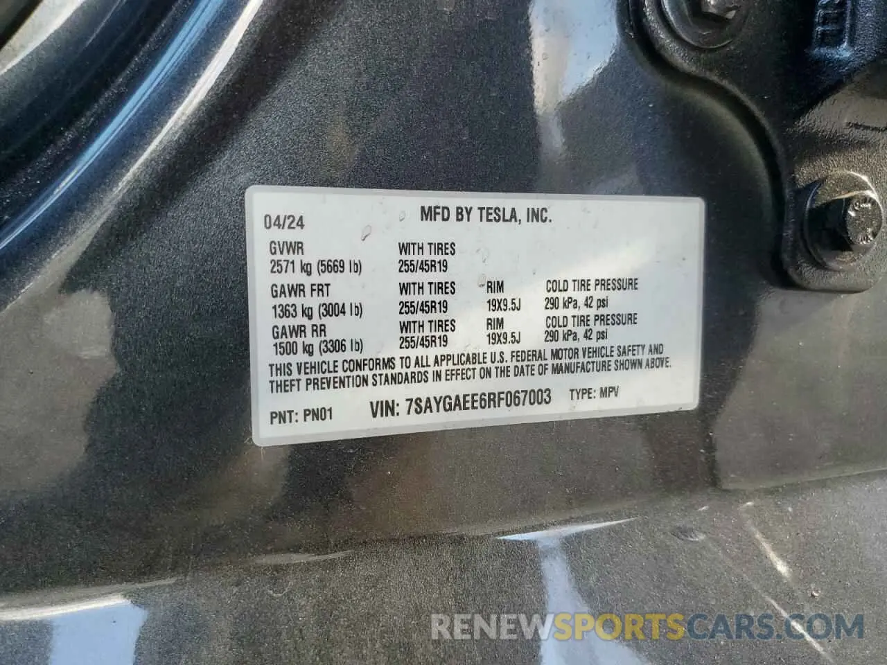 13 Photograph of a damaged car 7SAYGAEE6RF067003 TESLA MODEL Y 2024