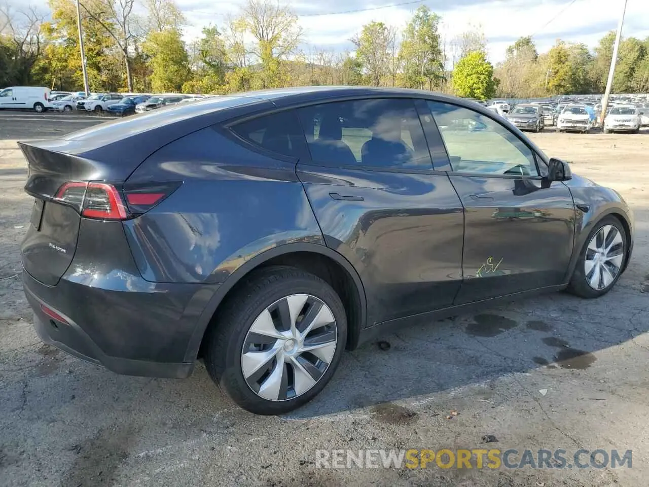 3 Photograph of a damaged car 7SAYGAEE6RF067003 TESLA MODEL Y 2024