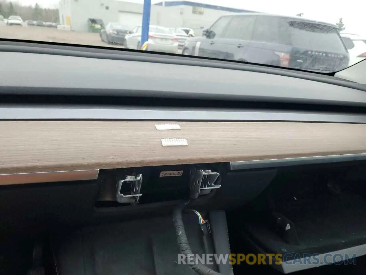 9 Фотография поврежденного автомобиля 7SAYGAEE6RF070354 TESLA MODEL Y 2024