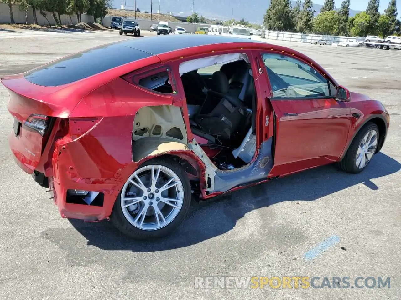 3 Photograph of a damaged car 7SAYGAEE6RF081290 TESLA MODEL Y 2024