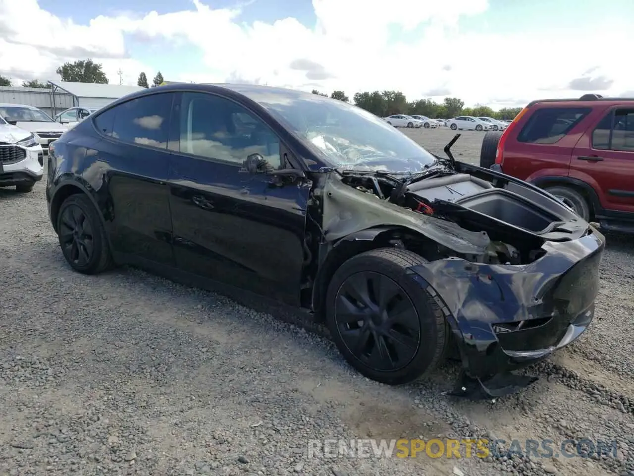 4 Photograph of a damaged car 7SAYGAEE6RF127846 TESLA MODEL Y 2024