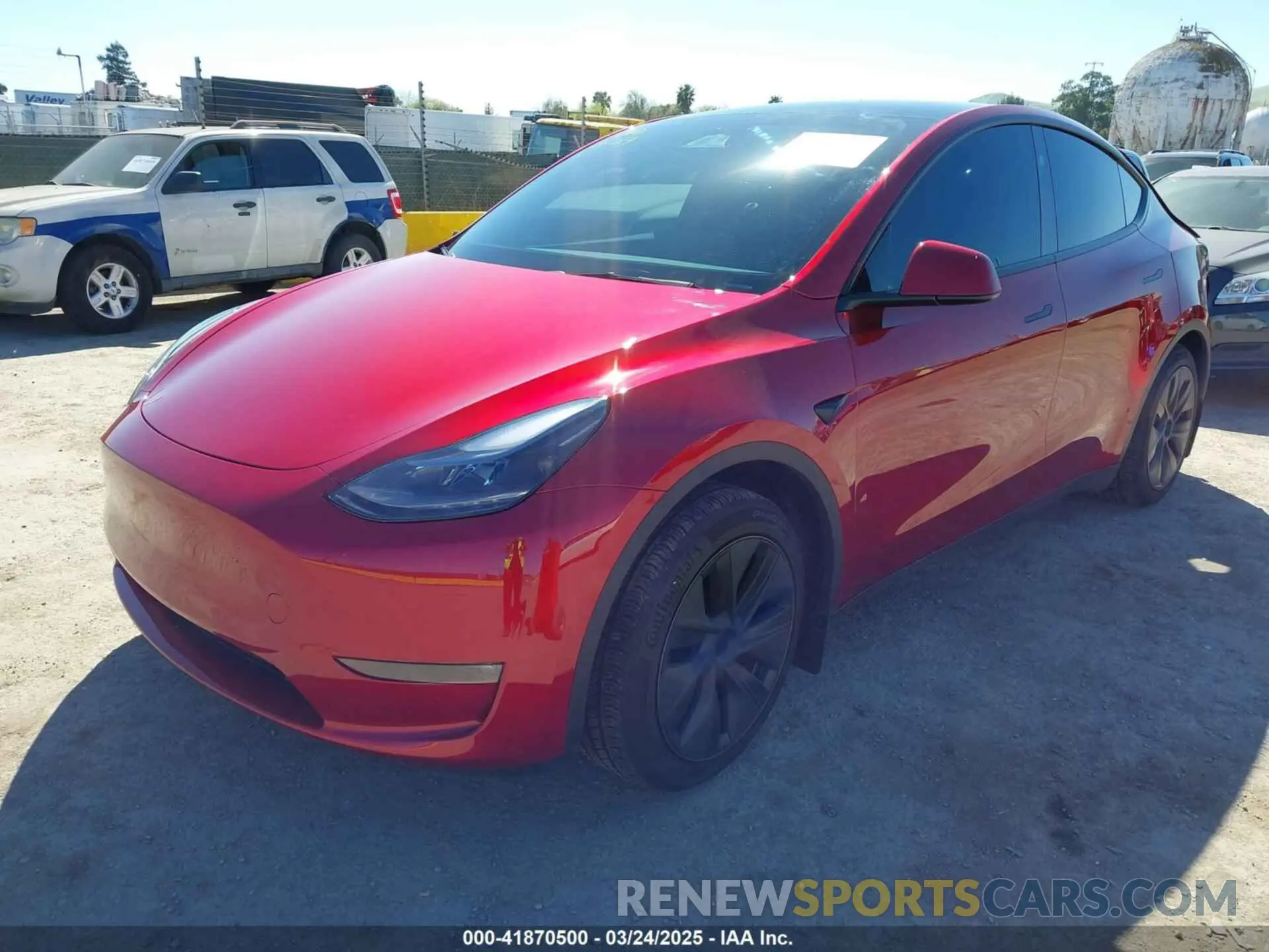 2 Photograph of a damaged car 7SAYGAEE6RF152066 TESLA MODEL Y 2024