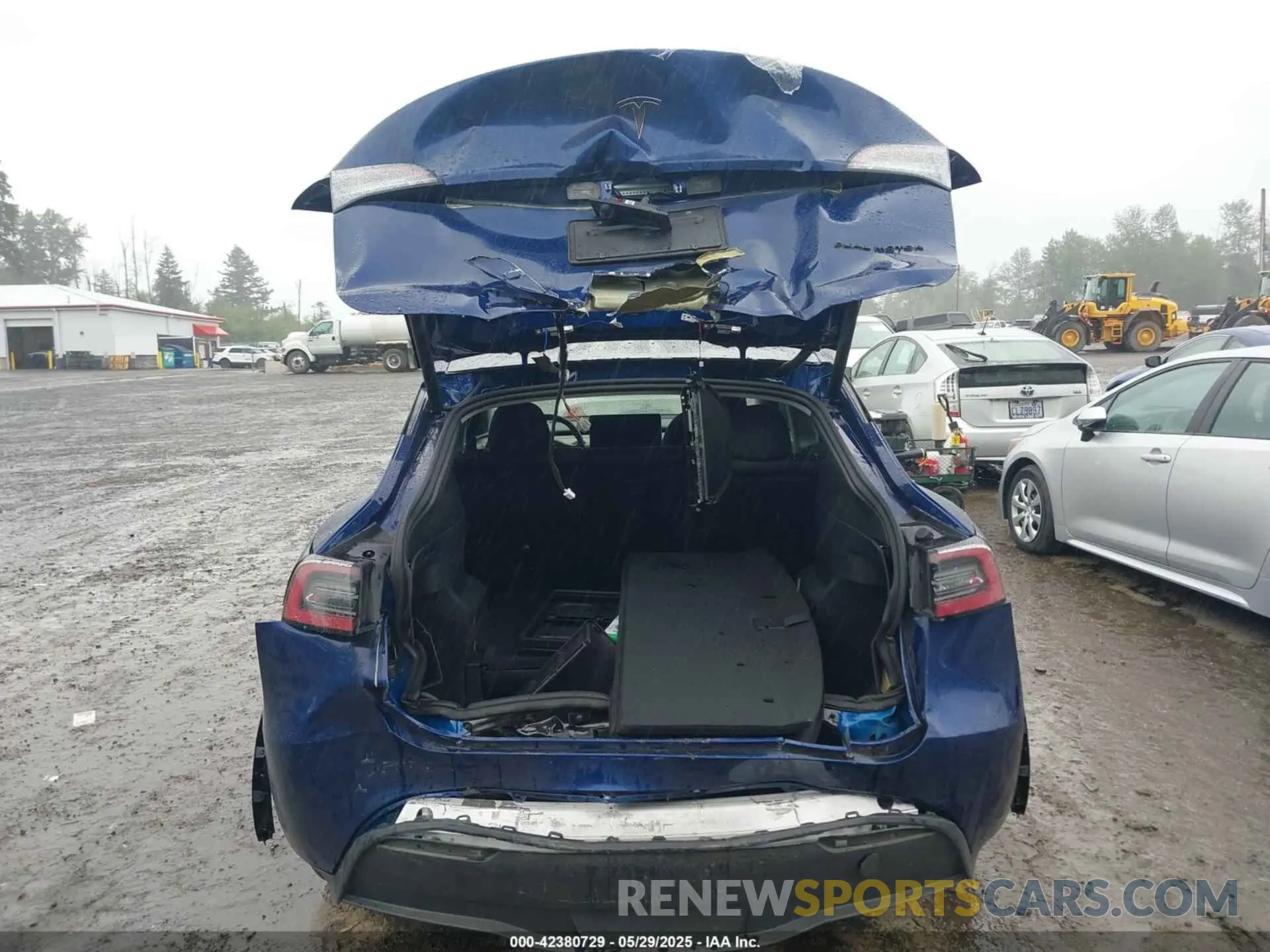 17 Фотография поврежденного автомобиля 7SAYGAEE6RF988976 TESLA MODEL Y 2024