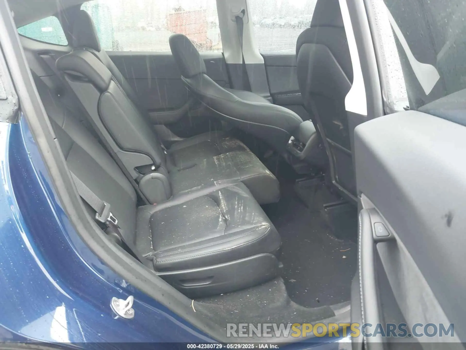 8 Фотография поврежденного автомобиля 7SAYGAEE6RF988976 TESLA MODEL Y 2024