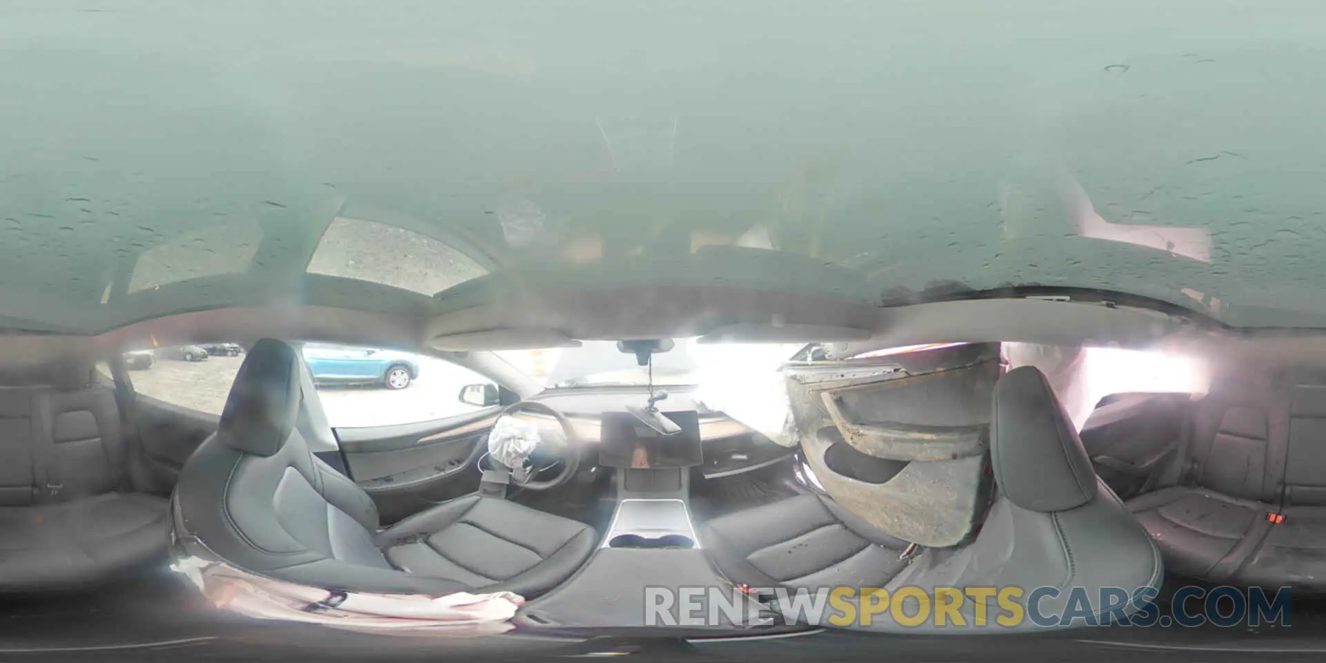 14 Photograph of a damaged car 7SAYGAEE7RF005786 TESLA MODEL Y 2024