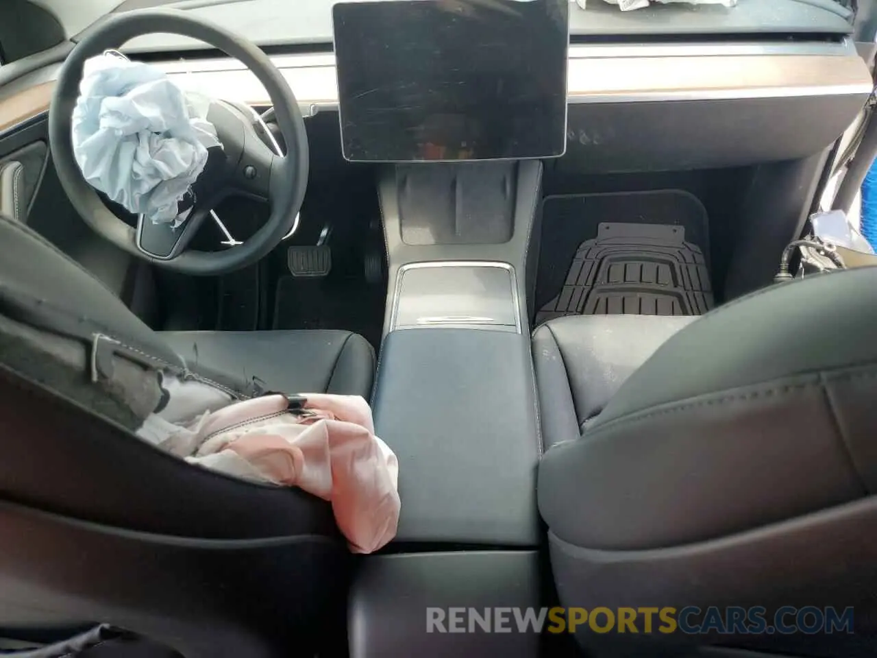 8 Photograph of a damaged car 7SAYGAEE7RF005786 TESLA MODEL Y 2024