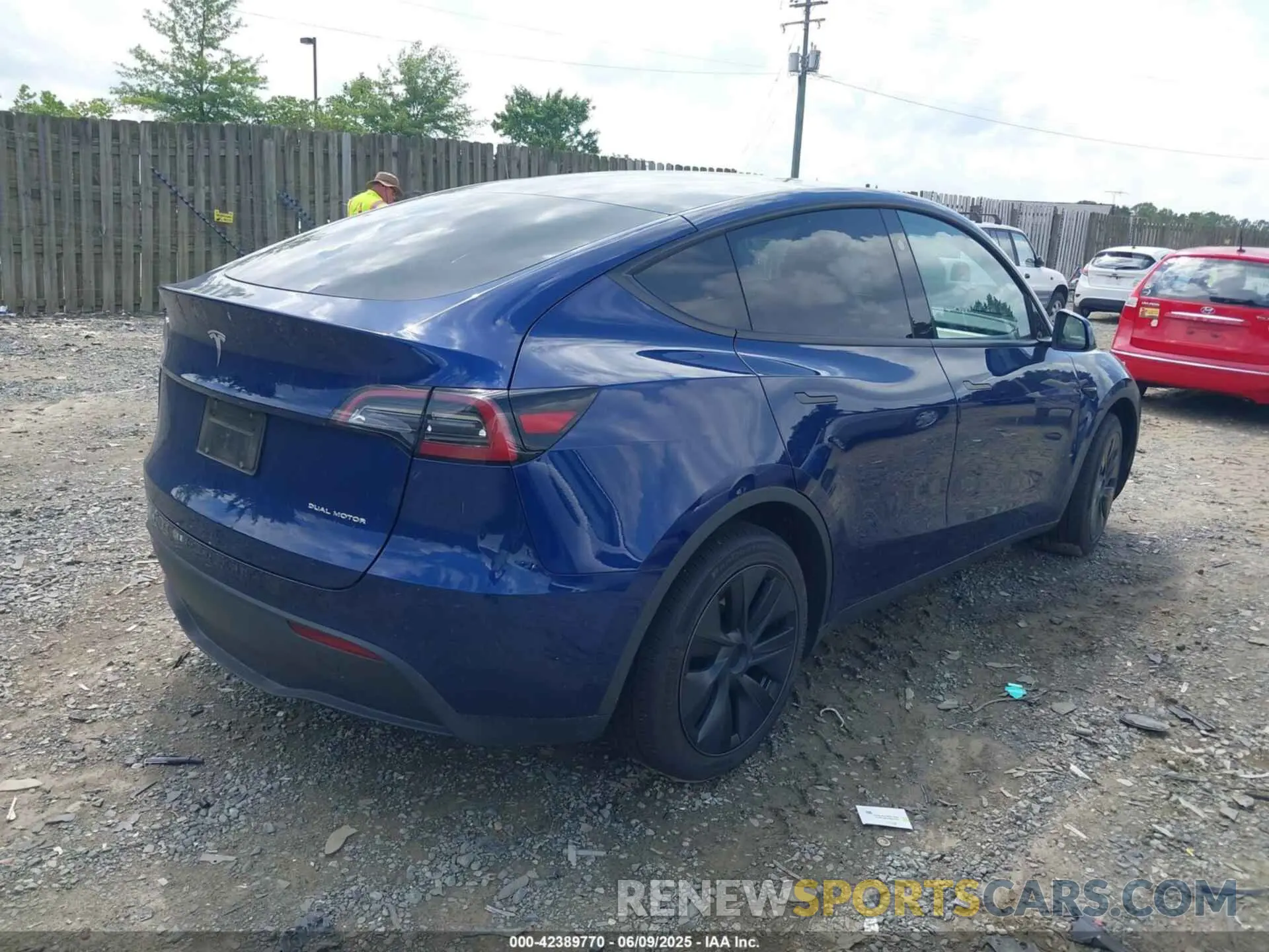 4 Фотография поврежденного автомобиля 7SAYGAEE7RF156787 TESLA MODEL Y 2024