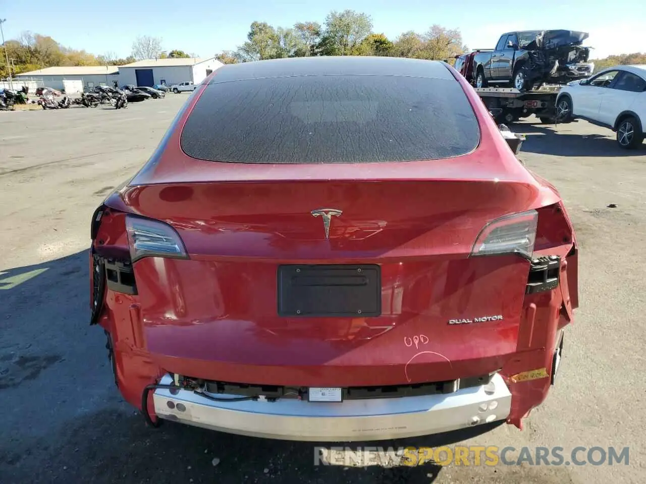 6 Photograph of a damaged car 7SAYGAEE8RF026436 TESLA MODEL Y 2024