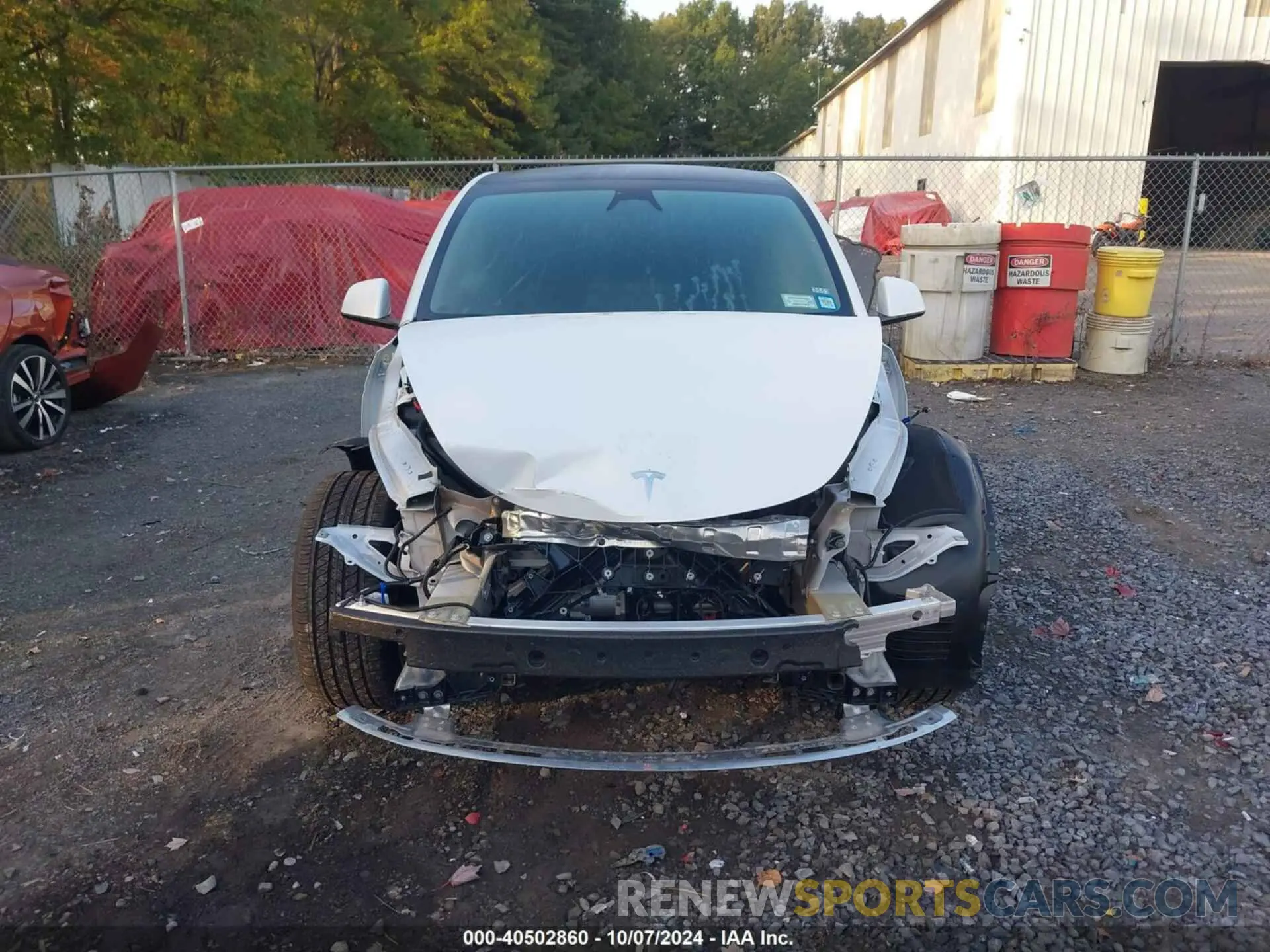 12 Photograph of a damaged car 7SAYGAEE8RF092274 TESLA MODEL Y 2024
