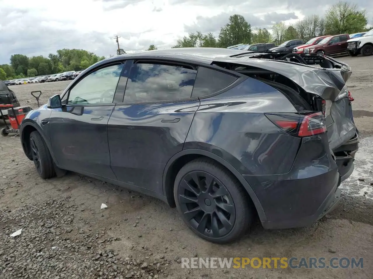 2 Фотография поврежденного автомобиля 7SAYGDED0RF043675 TESLA MODEL Y 2024