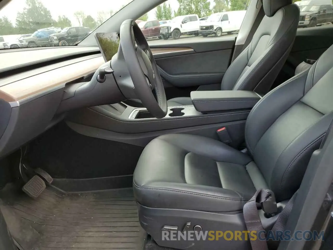 7 Фотография поврежденного автомобиля 7SAYGDED0RF043675 TESLA MODEL Y 2024