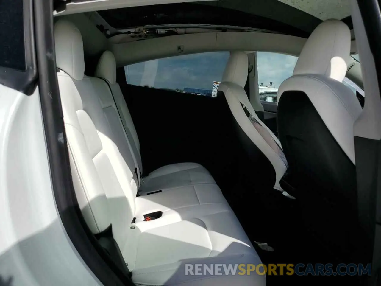 11 Фотография поврежденного автомобиля 7SAYGDED0RF158471 TESLA MODEL Y 2024