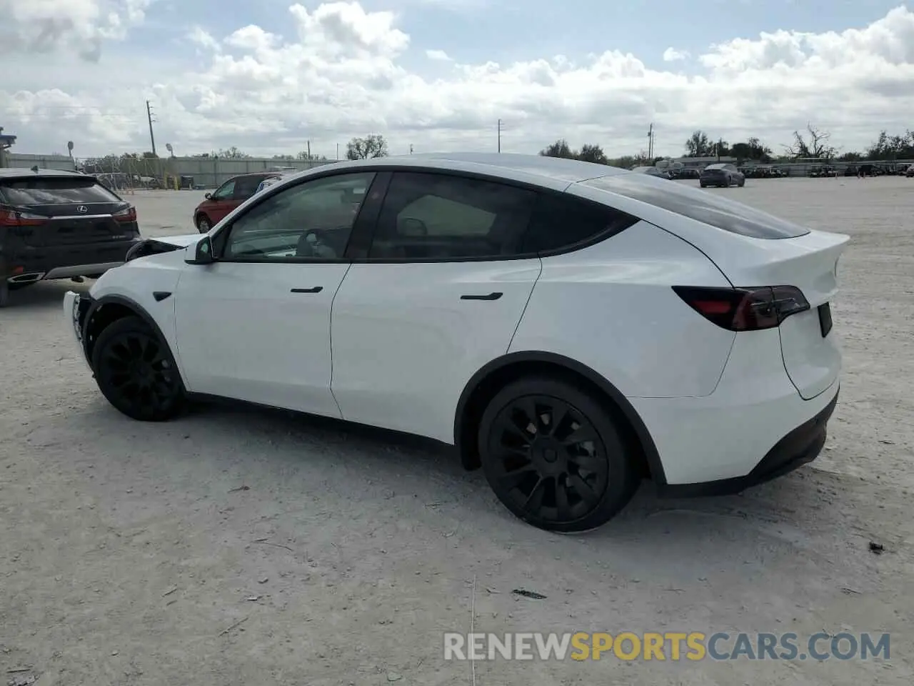 2 Фотография поврежденного автомобиля 7SAYGDED0RF158471 TESLA MODEL Y 2024